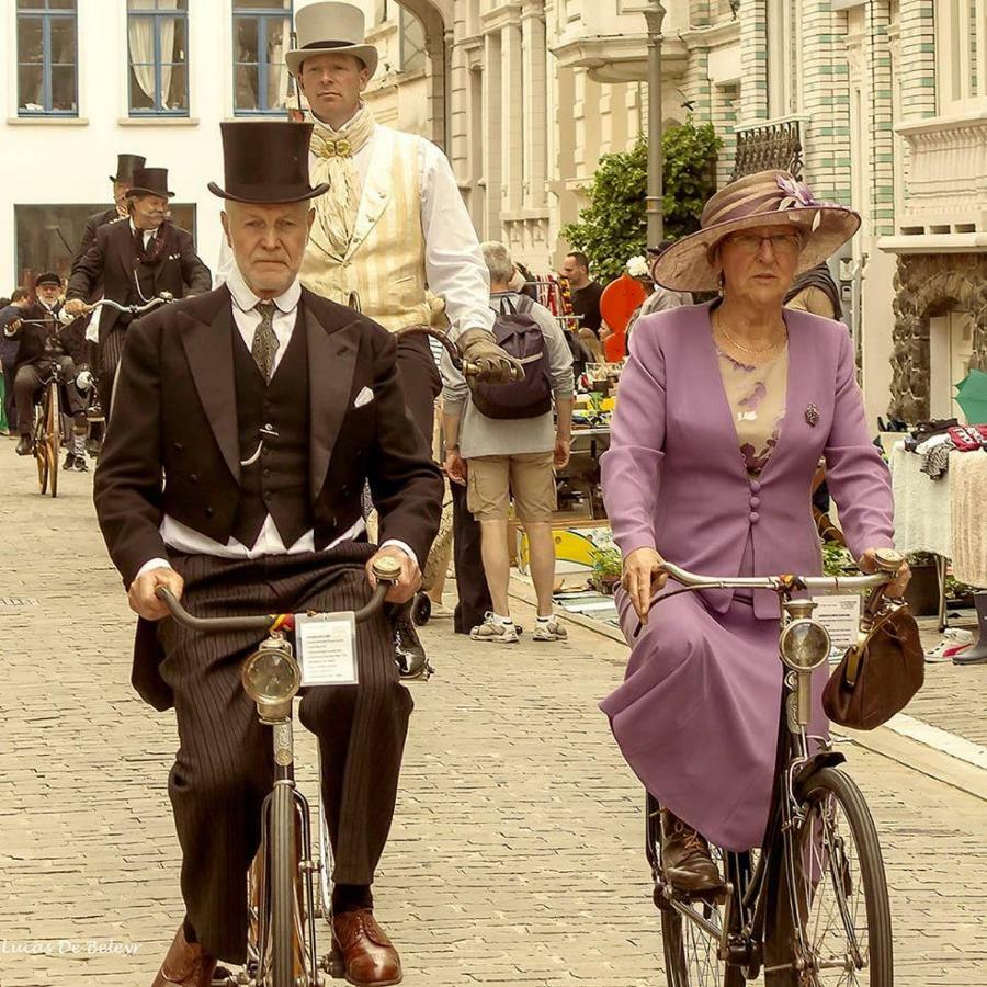 L Epoque